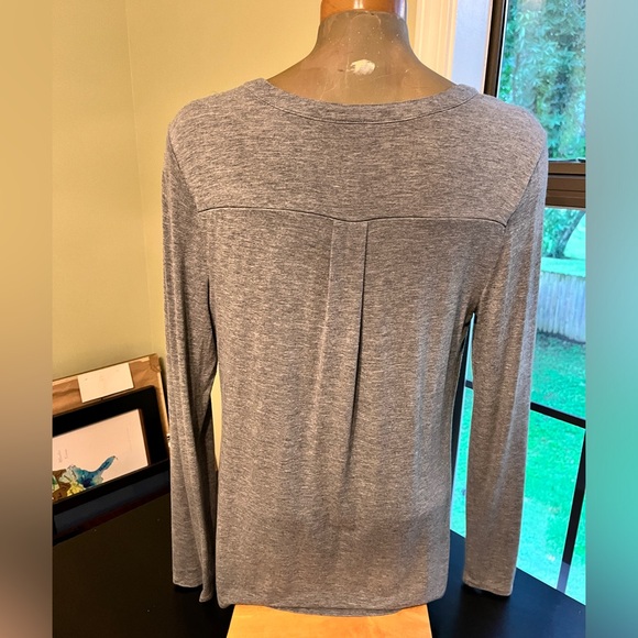 A New Day Light Gray V-neck Henley long sleeve tee w/roll up tabs - Picture 4 of 15